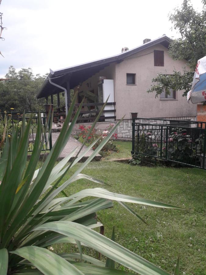 Galerija Jovanovic Topola Exterior photo